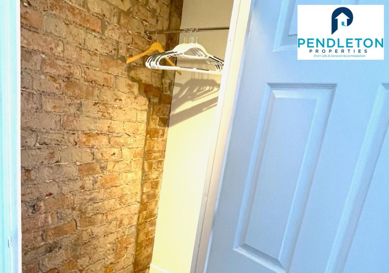 프레스턴 Modern 3 Bed House With Free Parking And Wi-Fi 빌라 외부 사진