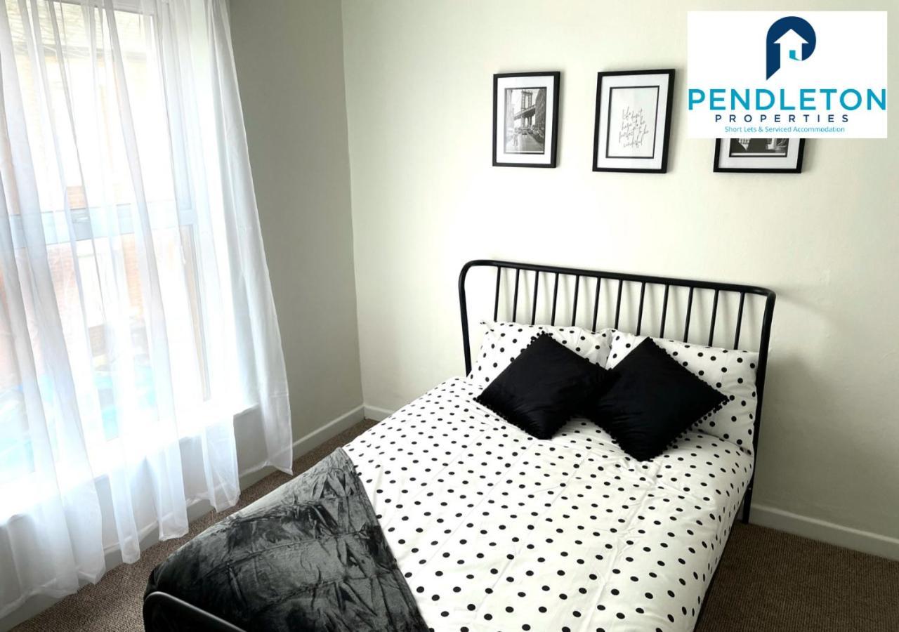 프레스턴 Modern 3 Bed House With Free Parking And Wi-Fi 빌라 외부 사진